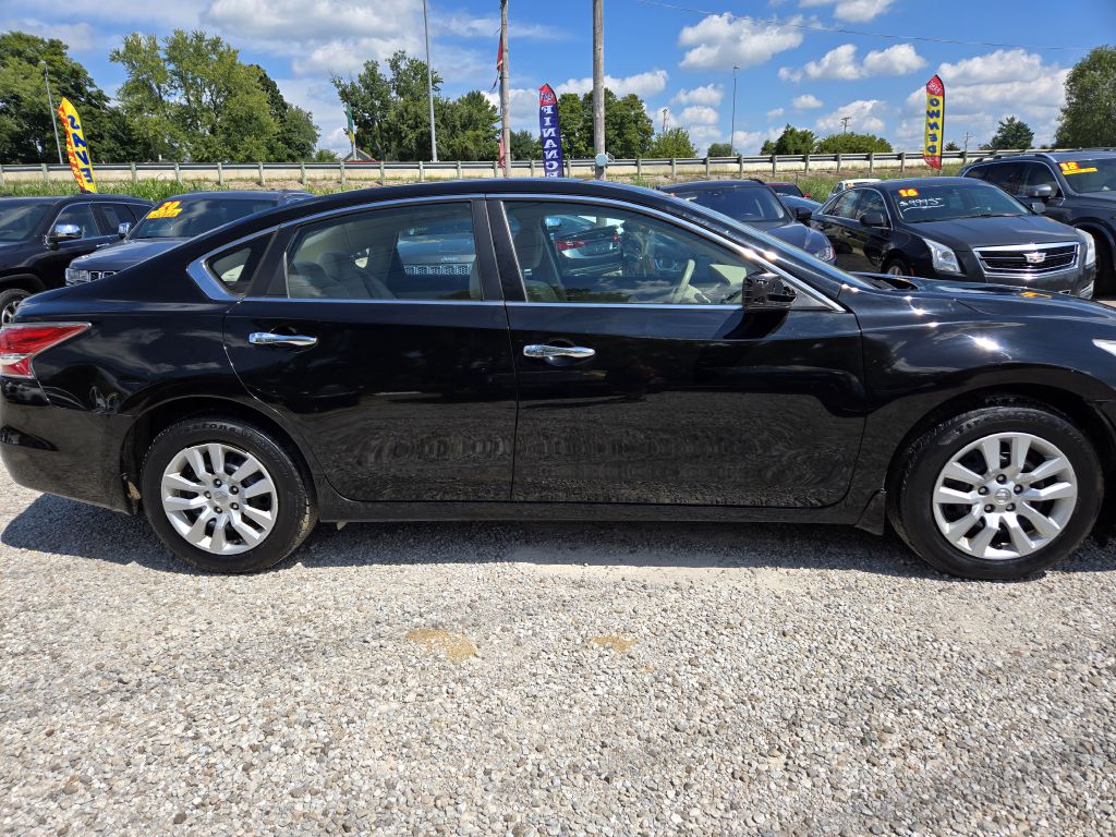 Photo 4 of this NISSAN ALTIMA