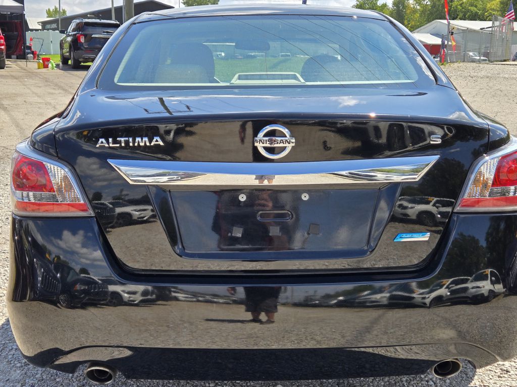 Photo 6 of this NISSAN ALTIMA