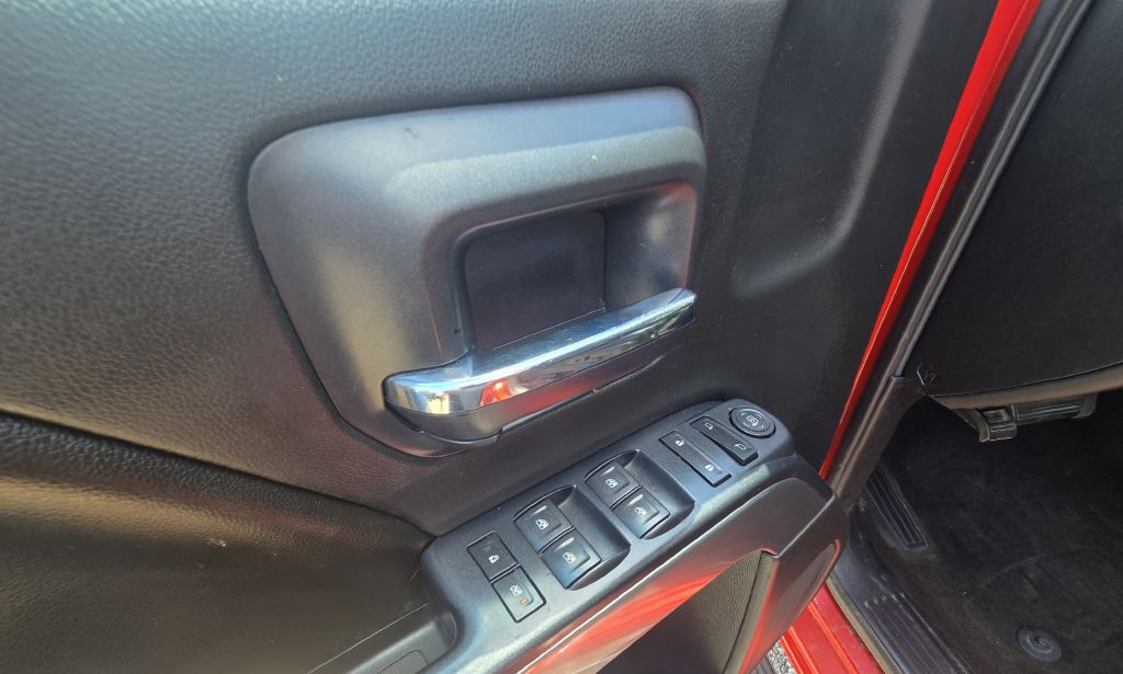 Photo 17 of this CHEVROLET SILVERADO 1500