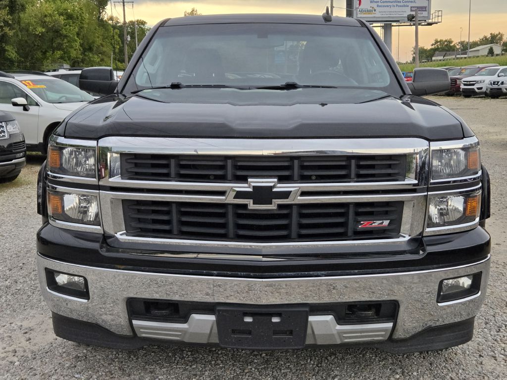 Photo 2 of this CHEVROLET SILVERADO 1500