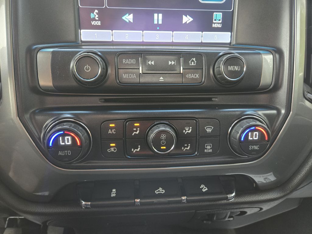 Photo 21 of this CHEVROLET SILVERADO 1500