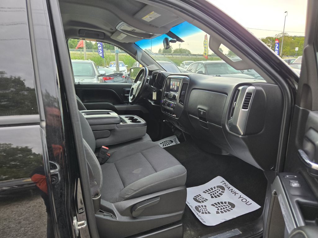 Photo 28 of this CHEVROLET SILVERADO 1500