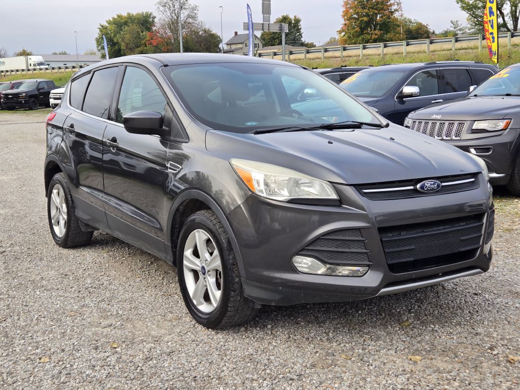 Photo 3 of this FORD ESCAPE