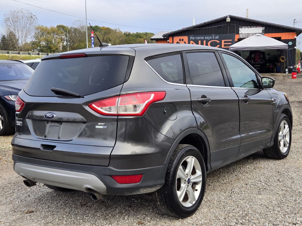 Photo 5 of this FORD ESCAPE