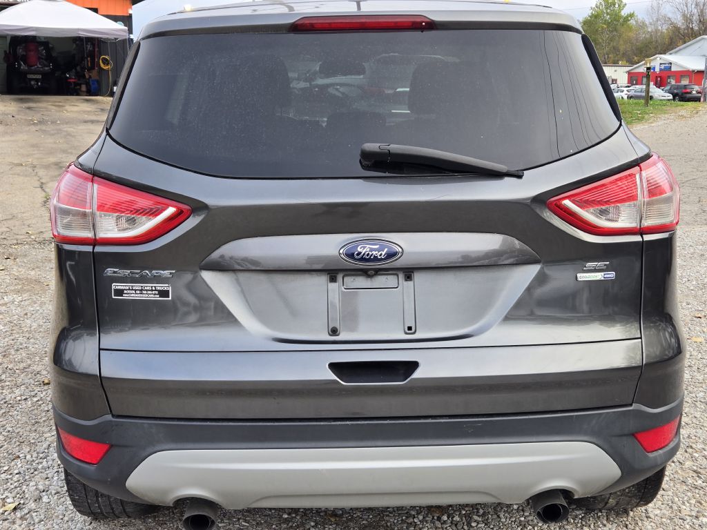 Photo 6 of this FORD ESCAPE