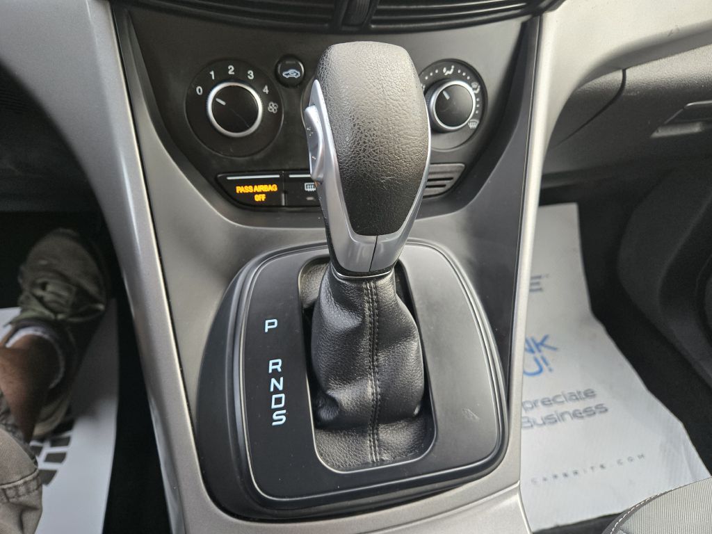 Photo 20 of this FORD ESCAPE