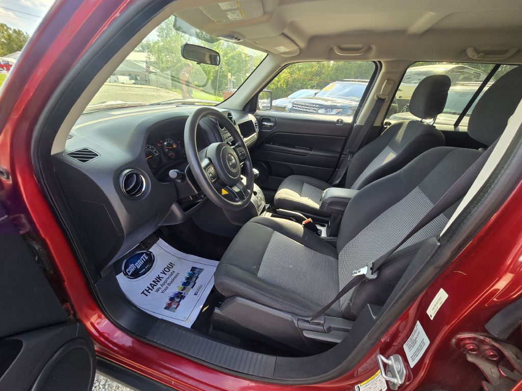 Photo 12 of this JEEP PATRIOT