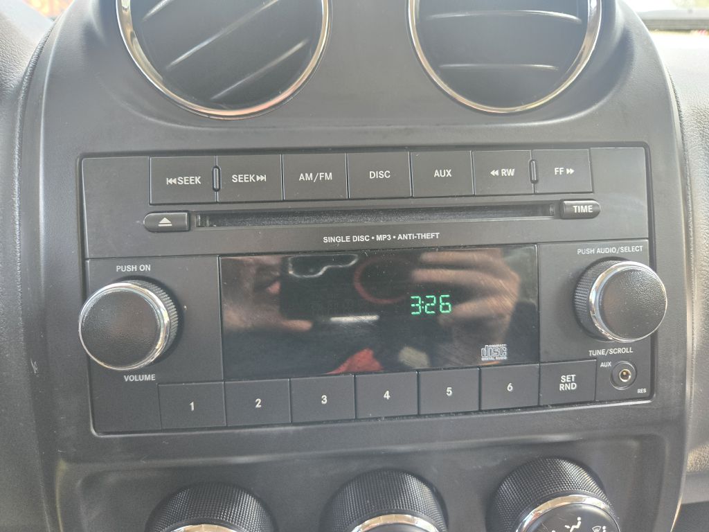 Photo 22 of this JEEP PATRIOT