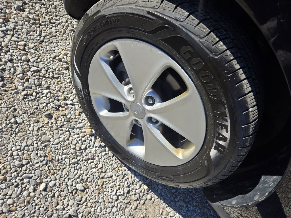 Photo 10 of this KIA SOUL