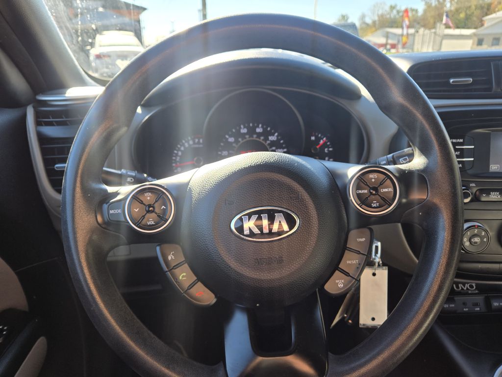 Photo 14 of this KIA SOUL