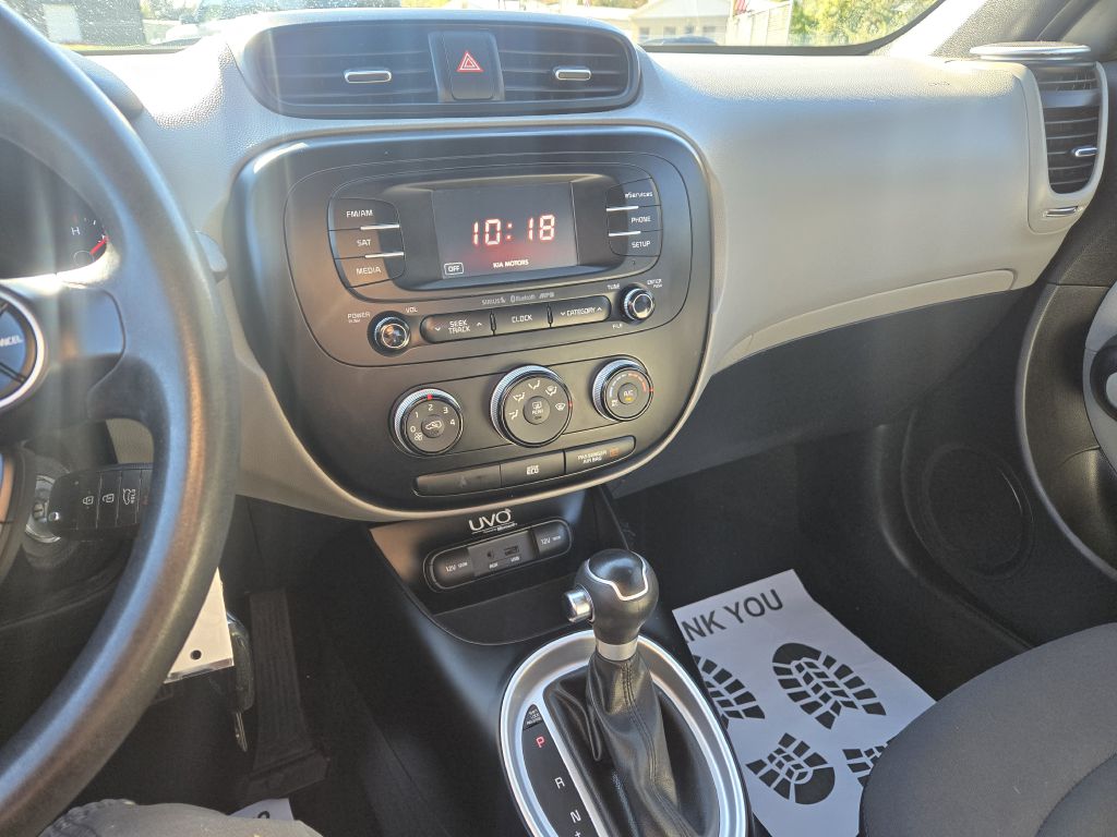 Photo 15 of this KIA SOUL