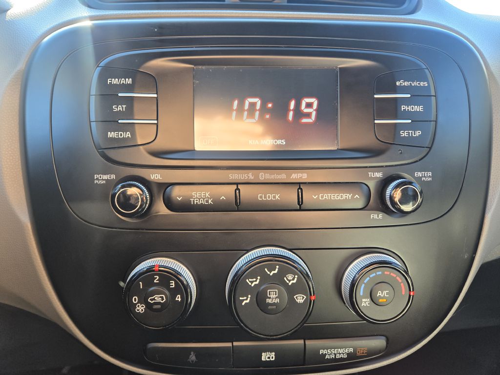 Photo 20 of this KIA SOUL