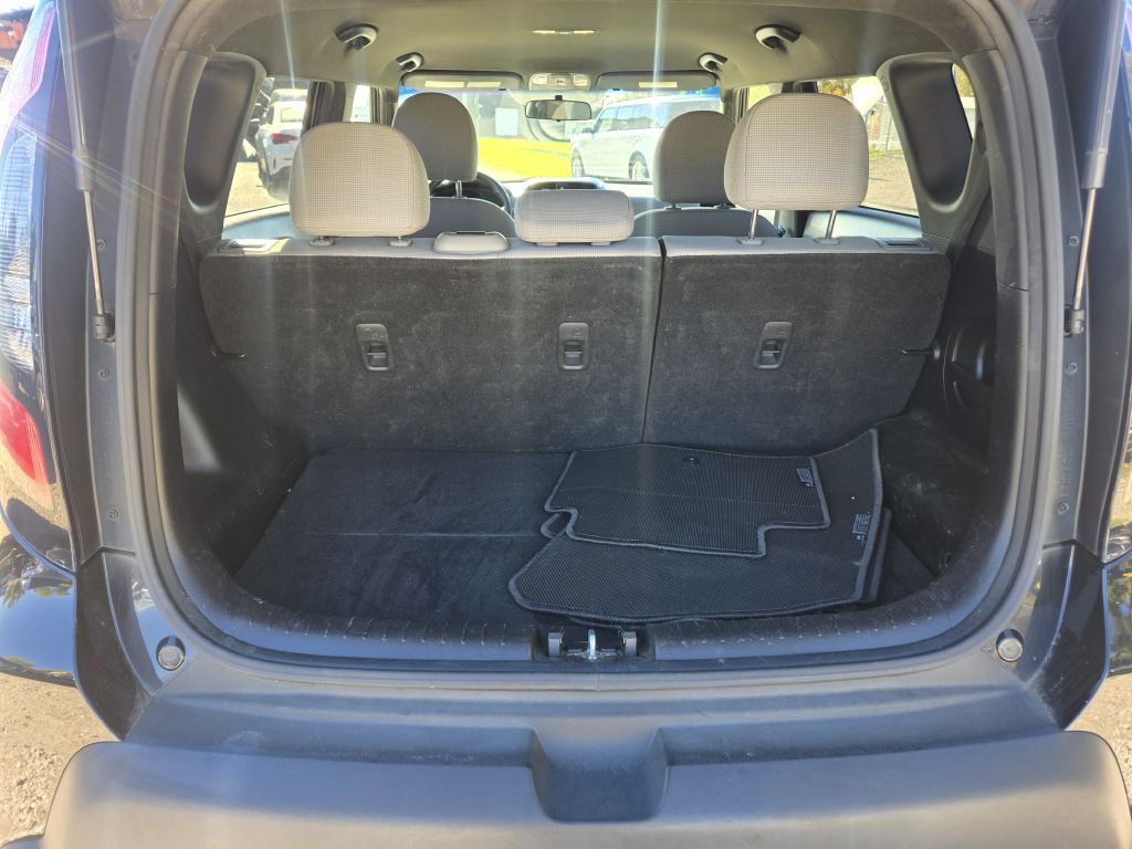 Photo 25 of this KIA SOUL
