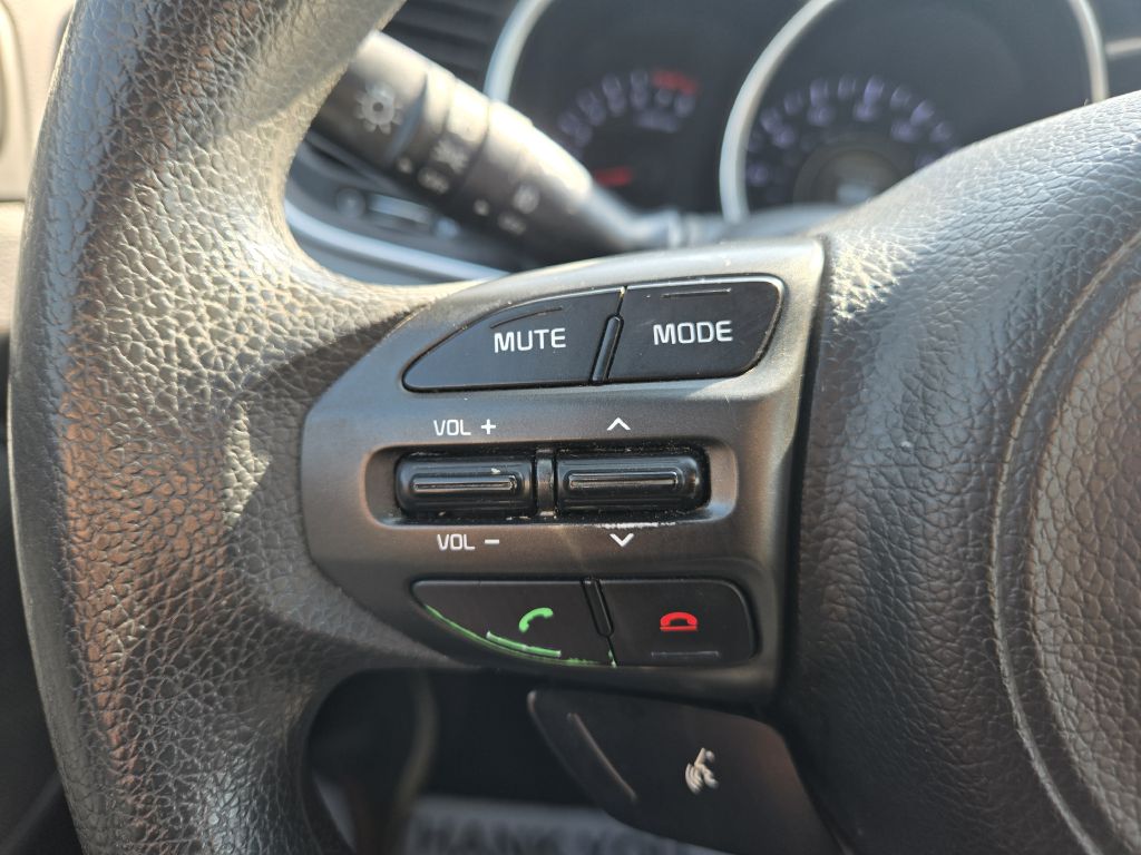 Photo 16 of this KIA OPTIMA