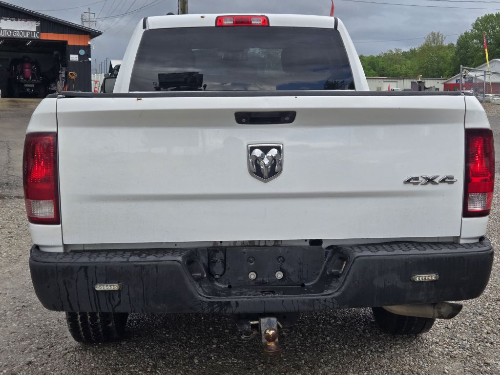 Photo 6 of this RAM 1500