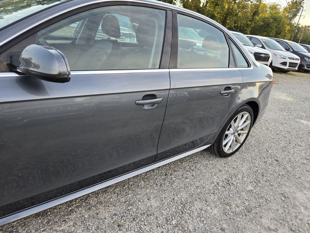 Photo 9 of this AUDI A4