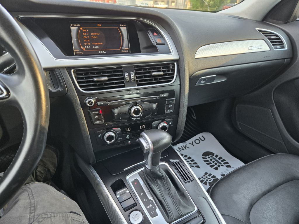 Photo 18 of this AUDI A4
