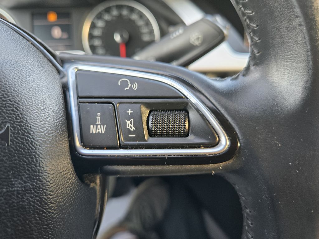 Photo 20 of this AUDI A4