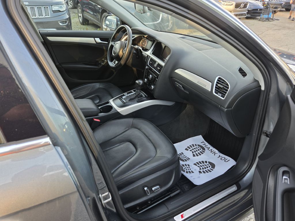 Photo 29 of this AUDI A4
