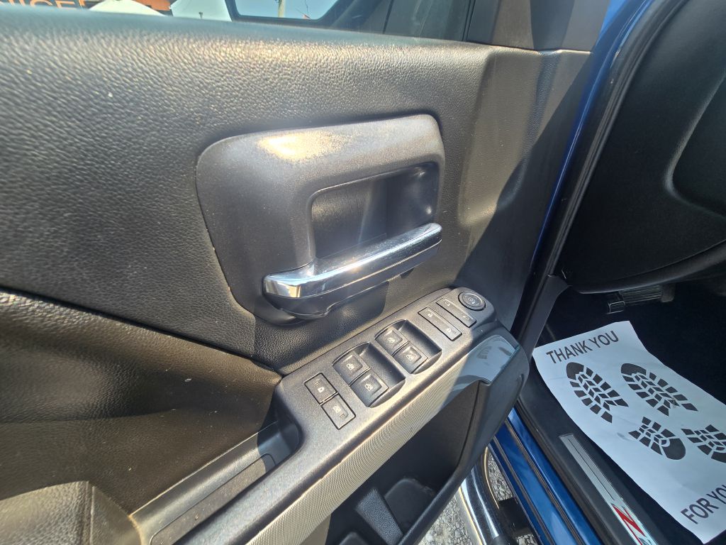 Photo 16 of this CHEVROLET SILVERADO 1500