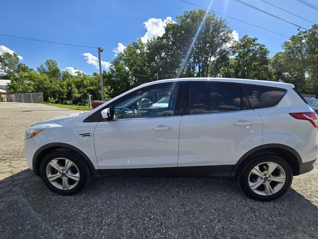 Photo 8 of this FORD ESCAPE