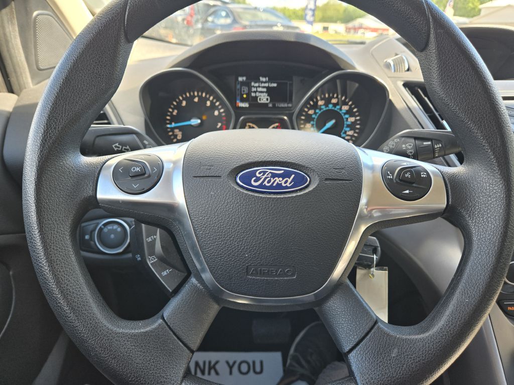 Photo 14 of this FORD ESCAPE