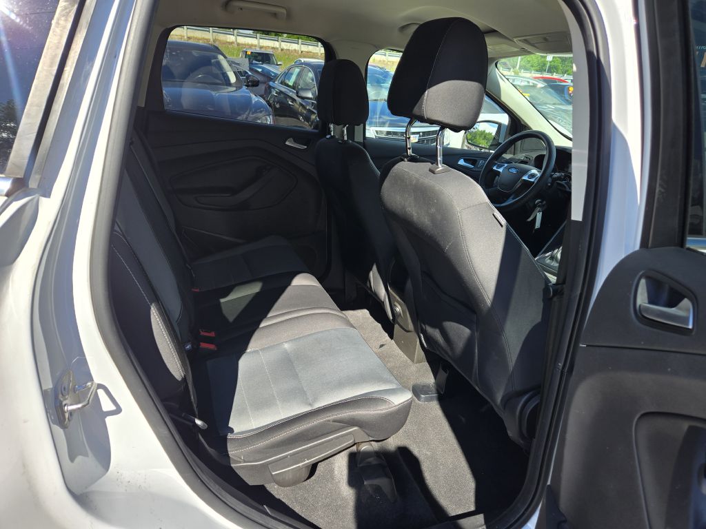 Photo 22 of this FORD ESCAPE