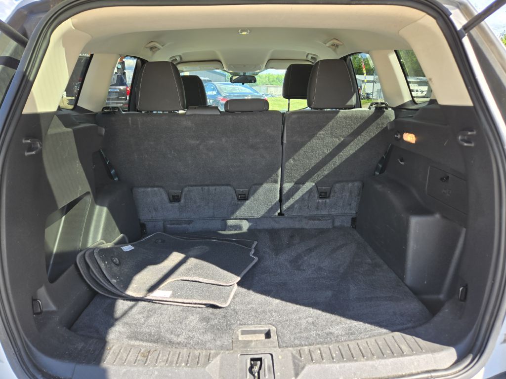 Photo 24 of this FORD ESCAPE