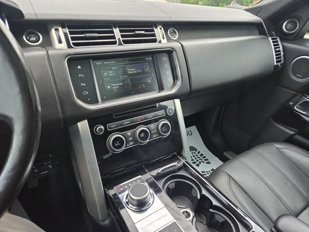 Photo 17 of this LAND ROVER RANGE ROVER