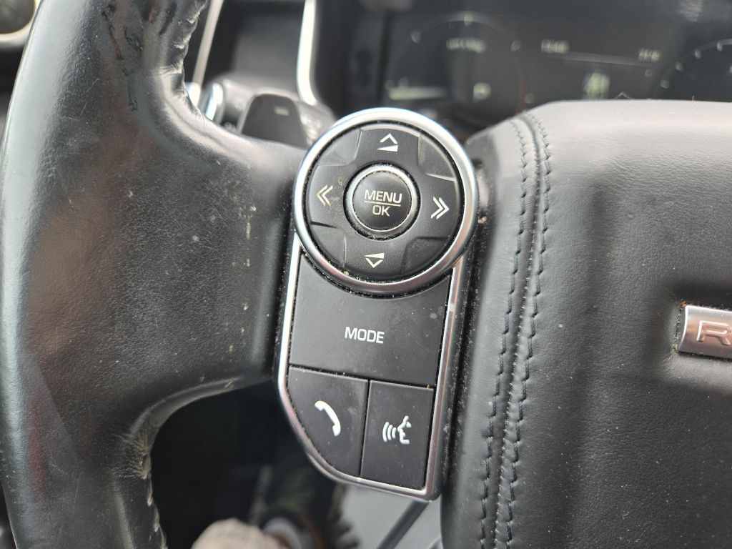 Photo 18 of this LAND ROVER RANGE ROVER