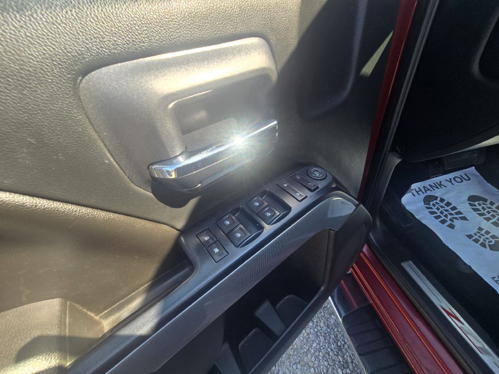 Photo 17 of this CHEVROLET SILVERADO 1500