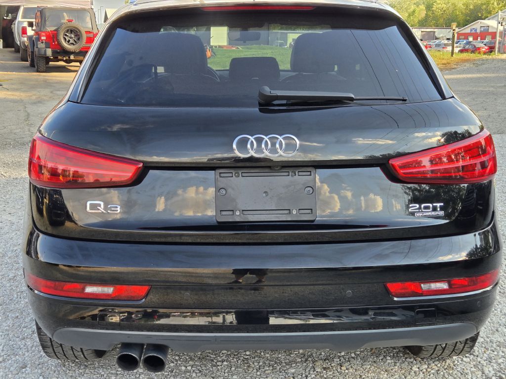 Photo 6 of this AUDI Q3
