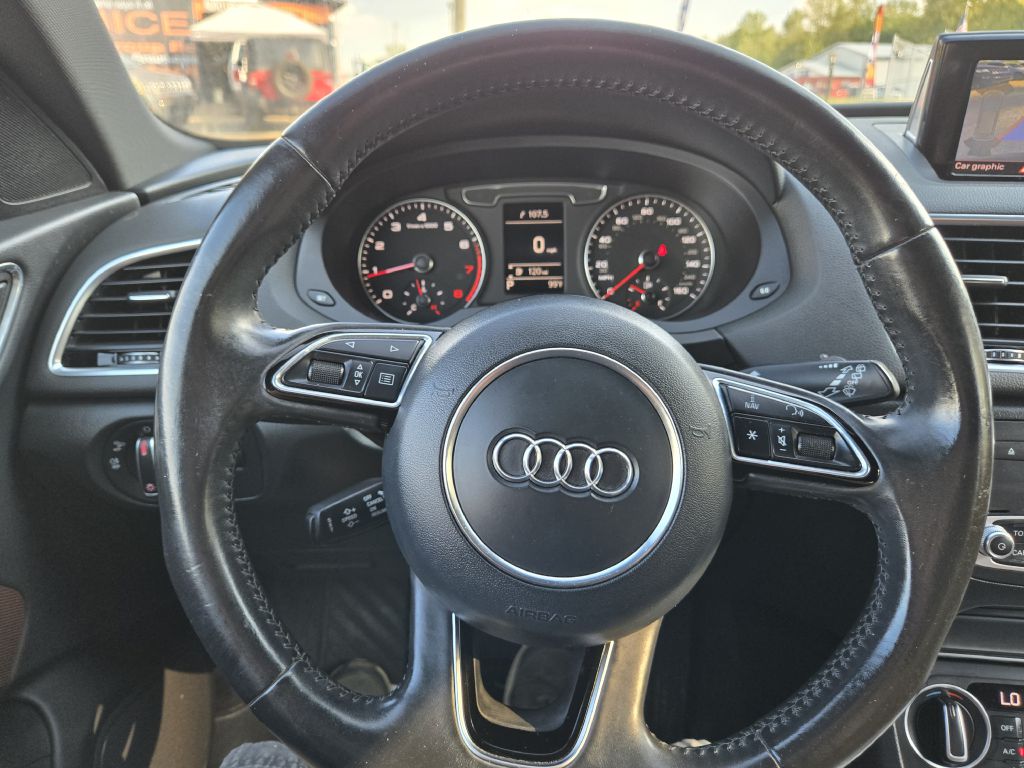 Photo 16 of this AUDI Q3
