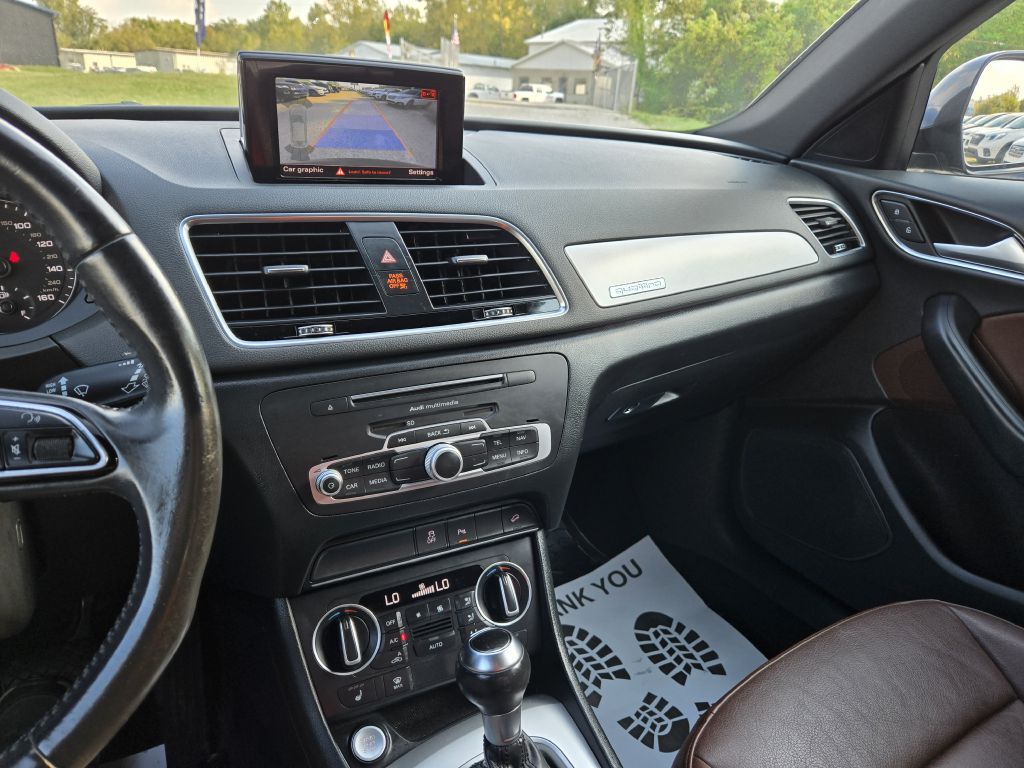 Photo 17 of this AUDI Q3