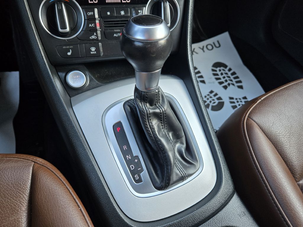 Photo 22 of this AUDI Q3