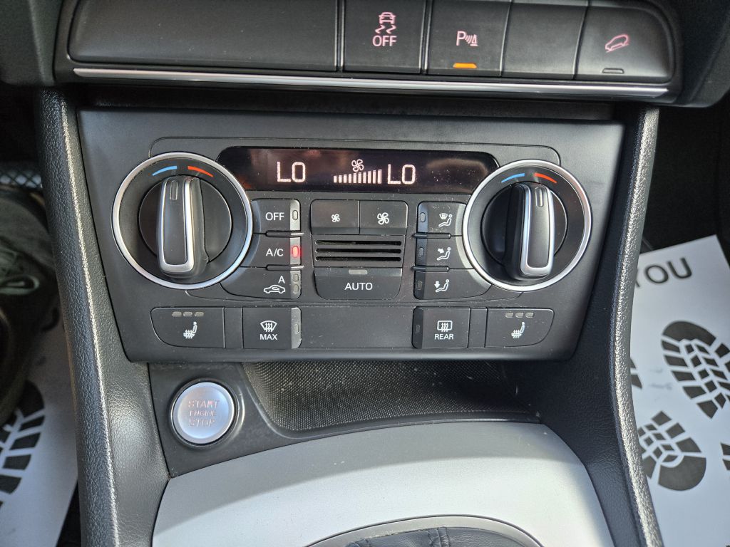 Photo 23 of this AUDI Q3