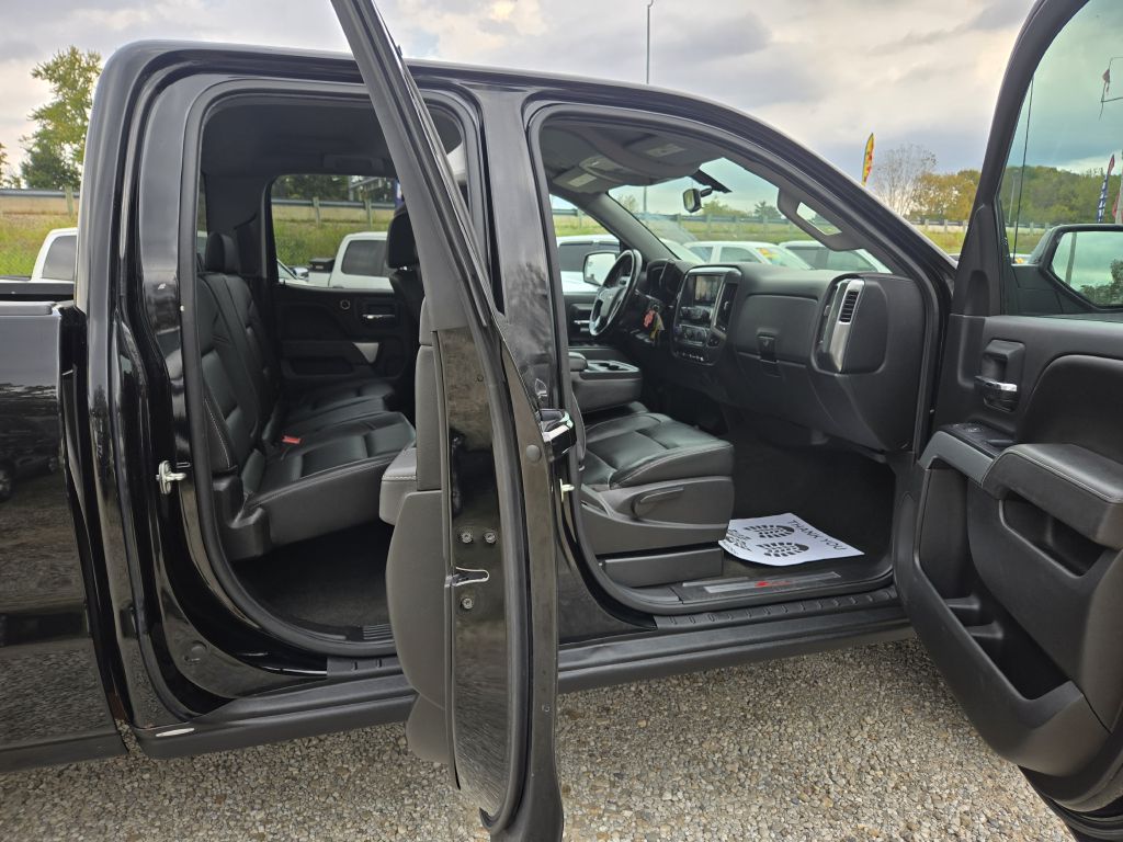 Photo 29 of this CHEVROLET SILVERADO 1500