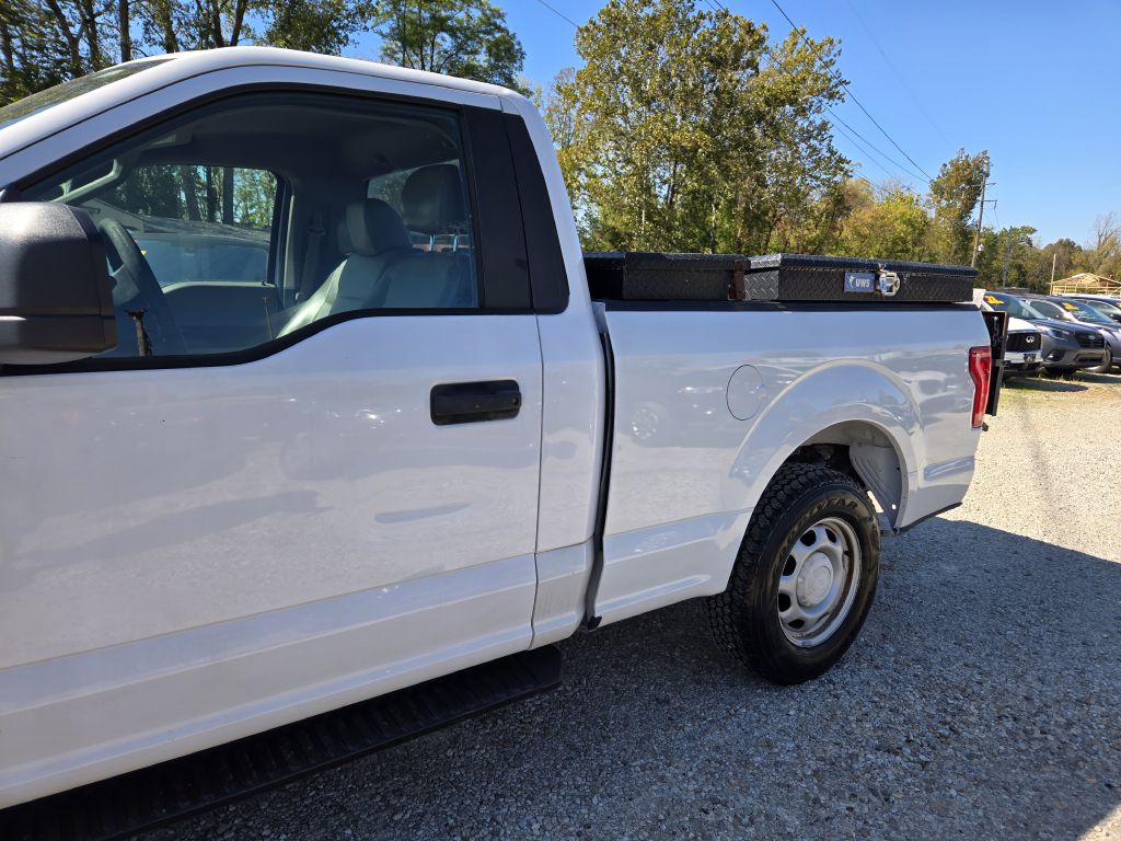 Photo 9 of this FORD F150