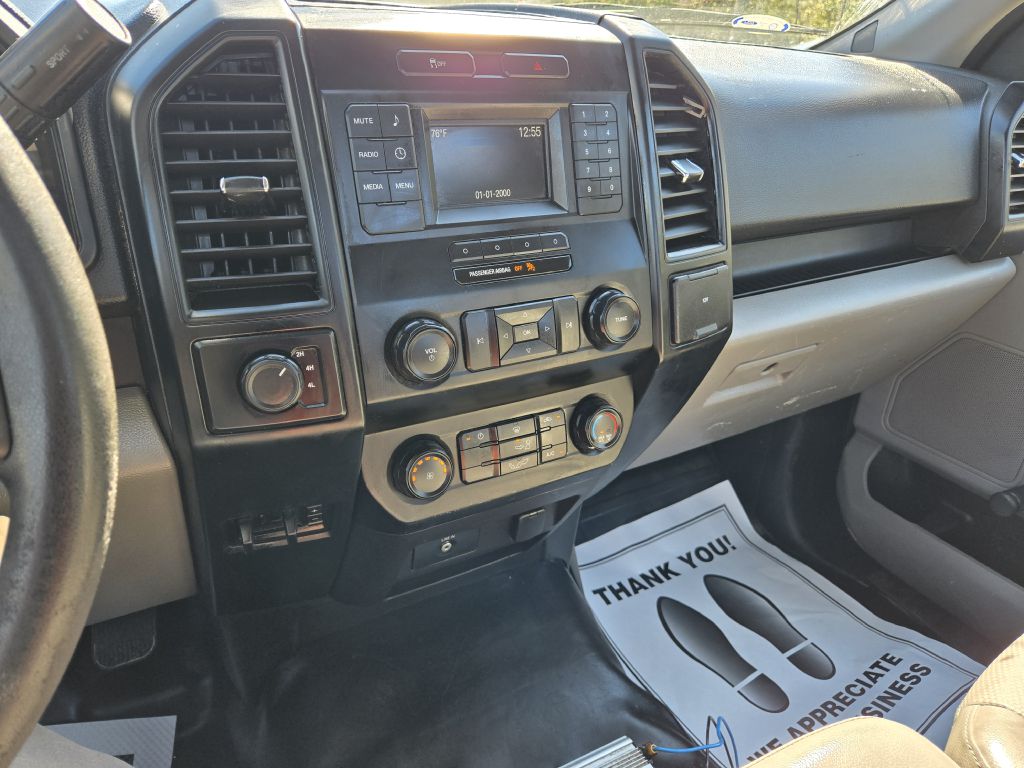 Photo 19 of this FORD F150