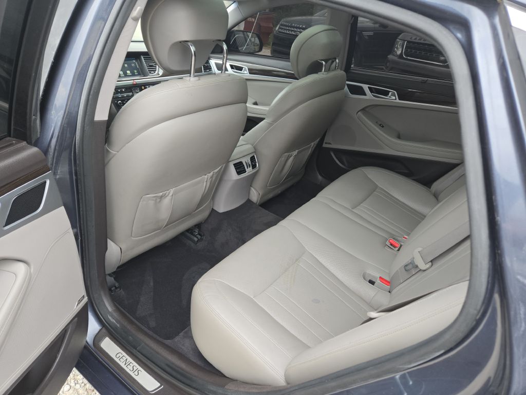 Photo 27 of this GENESIS G80