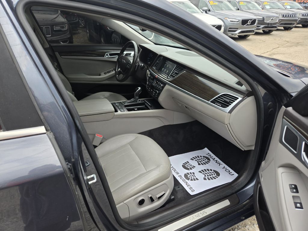 Photo 29 of this GENESIS G80