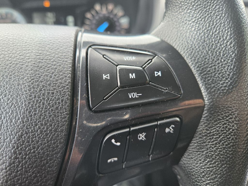 Photo 19 of this FORD EXPLORER