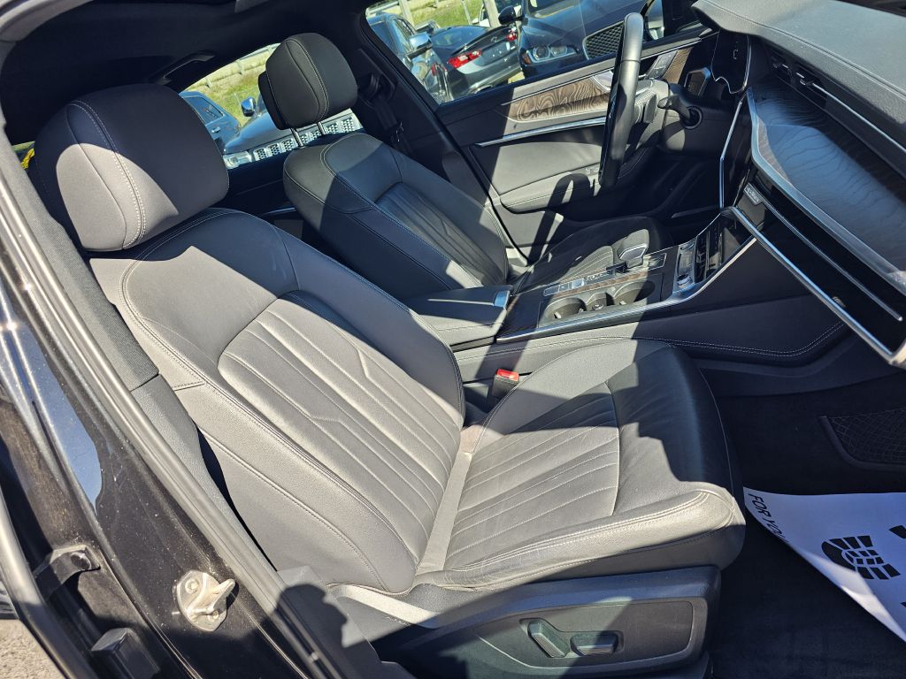 Photo 21 of this AUDI A6
