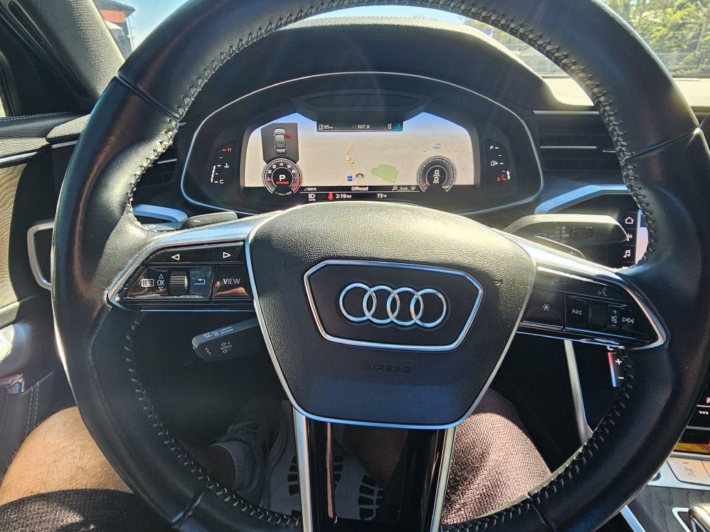 Photo 33 of this AUDI A6