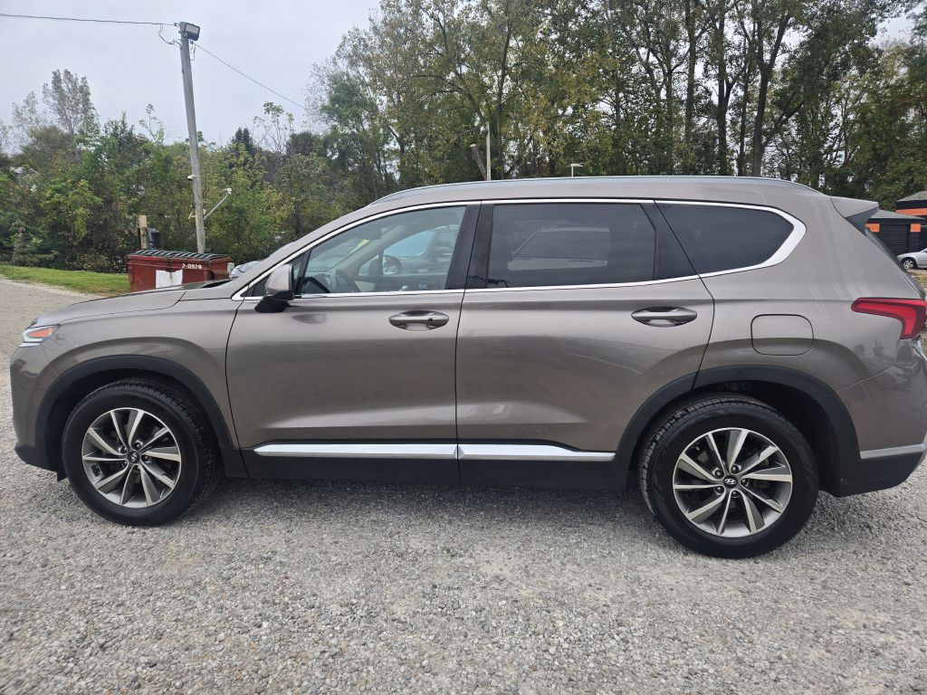 Photo 8 of this HYUNDAI SANTA FE
