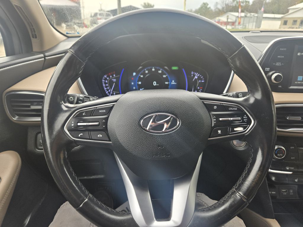 Photo 15 of this HYUNDAI SANTA FE