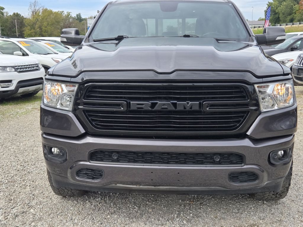 Photo 2 of this RAM 1500