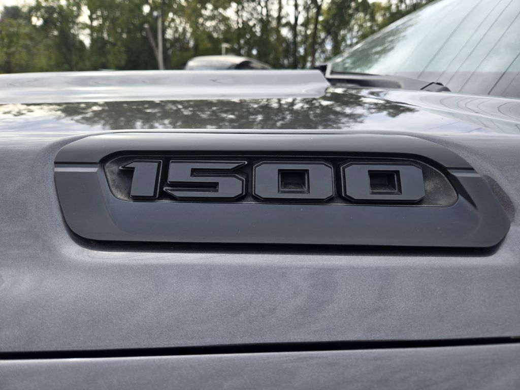 Photo 11 of this RAM 1500