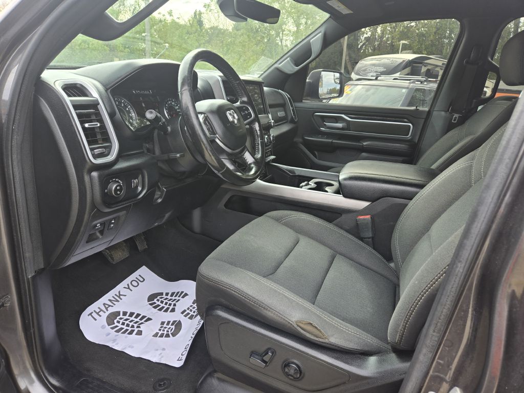 Photo 13 of this RAM 1500