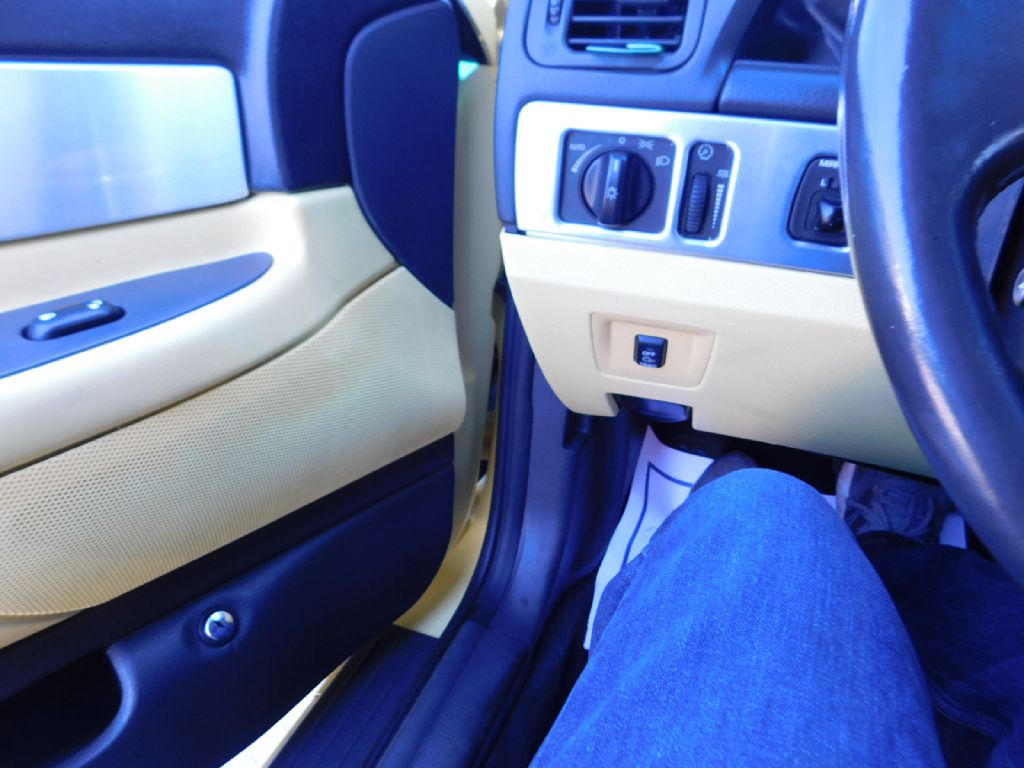 Used Car 2002 Ford Thunderbird  Convertible Rear Wheel Drive For Sale Under $15,000 In San Antonio, Texas